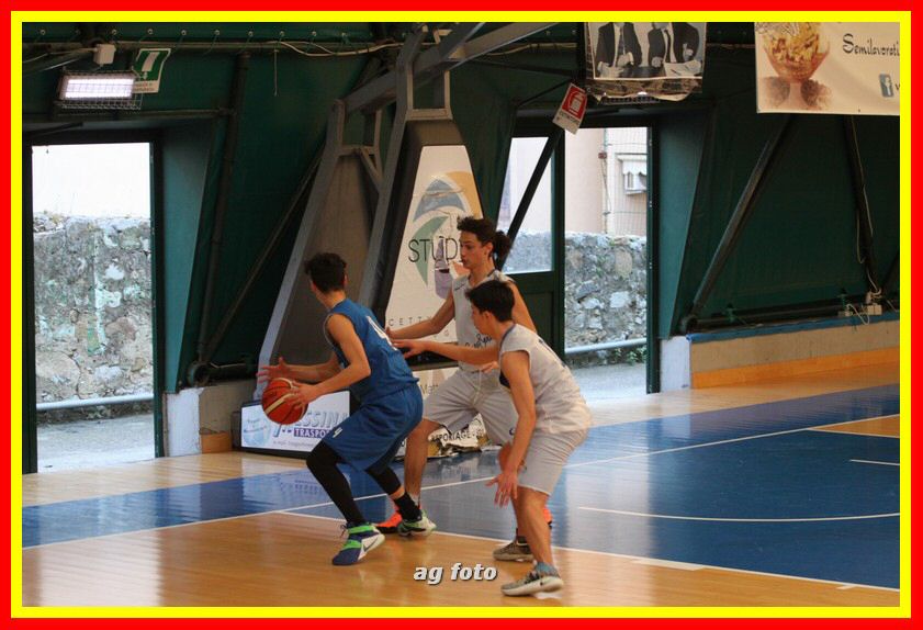 170407 basketU16 106_tn.jpg